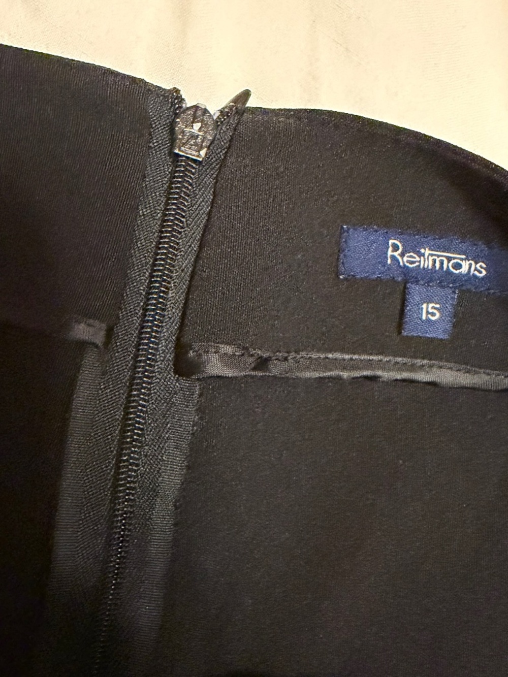 Reitmans Black Skort - size 15 - Picture 3 of 6